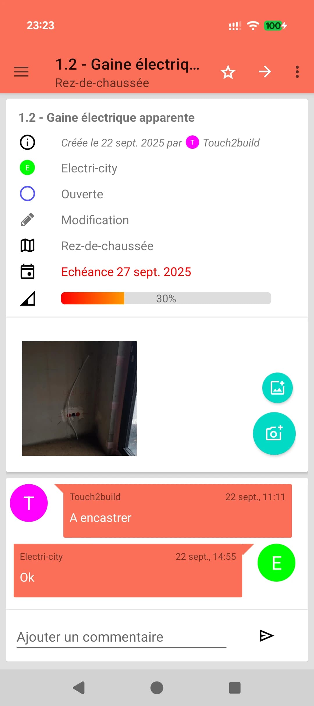 Fiche de tâche sur smartphone : statut, échéance, progression, photo et commentaires